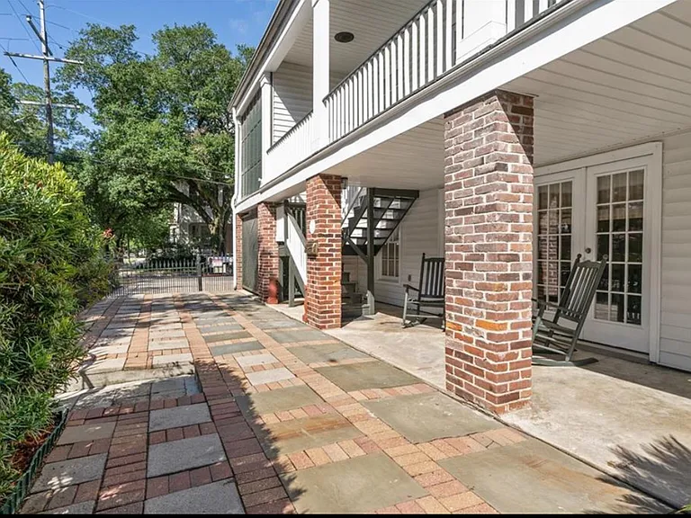2308 Short St — Photo 3