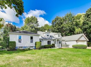 546 Thorndale Ave, Park City, IL 60085