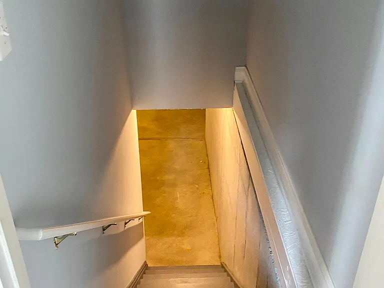108 Travis Ct — Photo 23