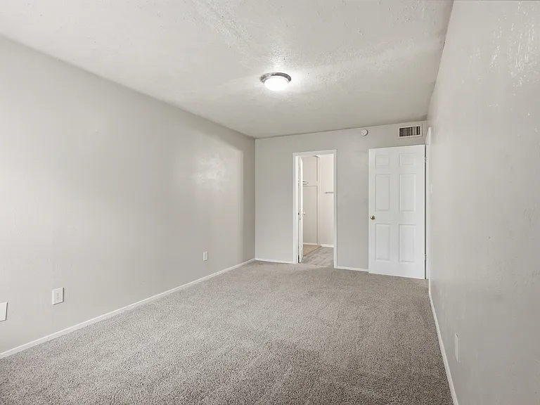 The Parker — Photo 11