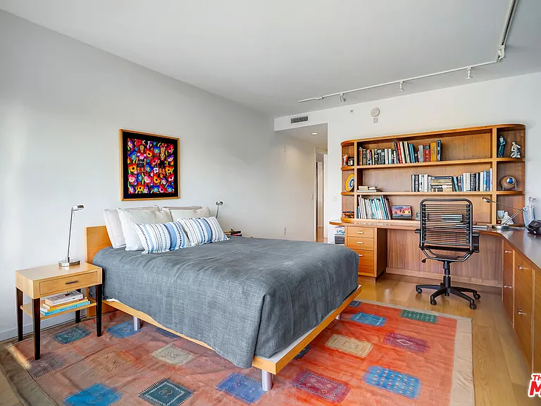 1705 Ocean Ave #508 — Photo 10