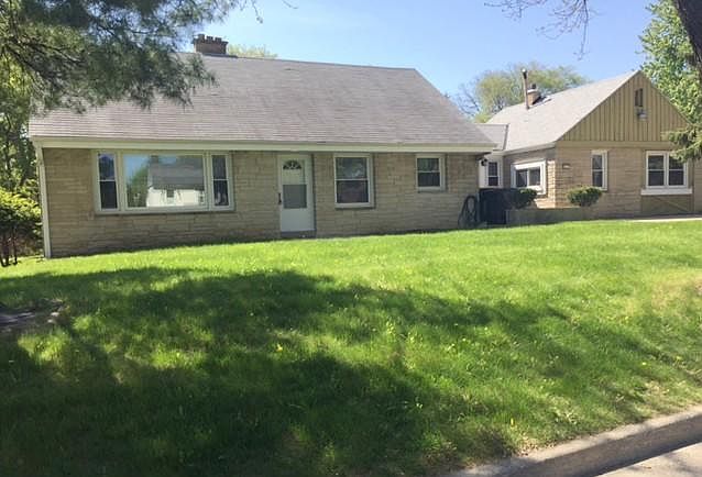 1st image of 2037 N 114th St