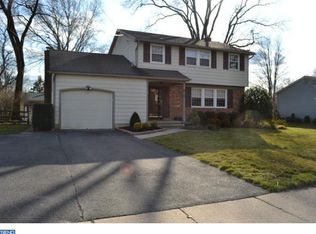 610 Croyden Dr, Cherry Hill, NJ 08003