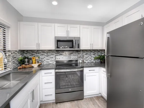 La Serena Apartments, 15639 Avenida Alcachofa #12B, San Diego, CA 92128
