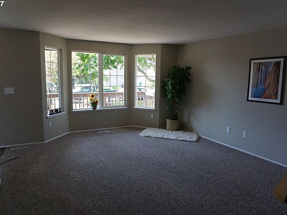 4th image of 16006 NE 77th Cir
