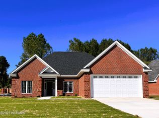 3705 Greystone Dr, Rocky Mount, NC 27804
