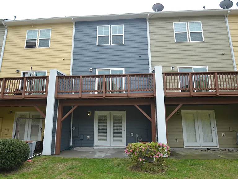 327 Dove Cottage Ln — Photo 49