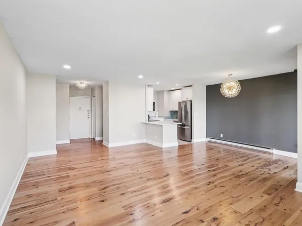 1111 River Road H20 image 3 of 18