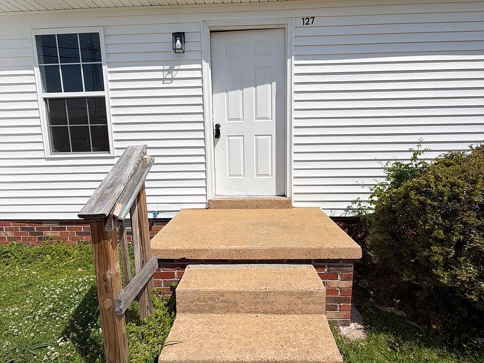 1st image of 127 E Jefferson St