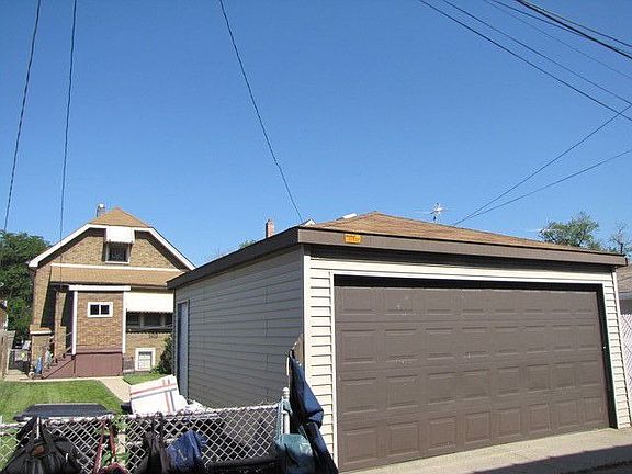 2nd image of 3554 N Narragansett Ave