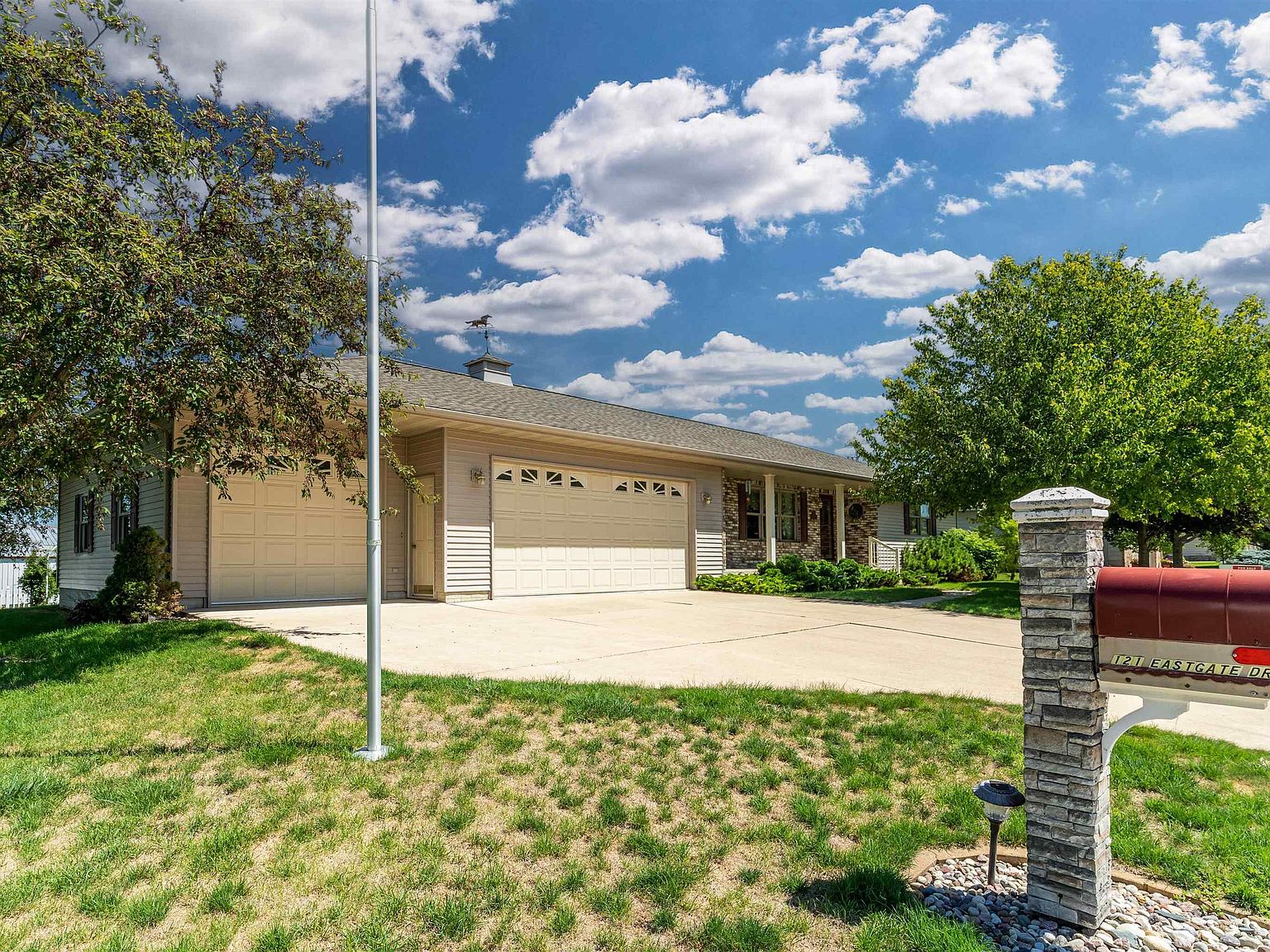 121 Eastgate Dr, Reinbeck, IA 50669 MLS 20233445 Zillow