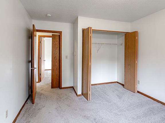 4th image of 931 41st St NW #11505004
