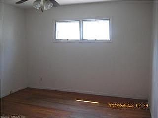 3rd image of 101 Emerson St