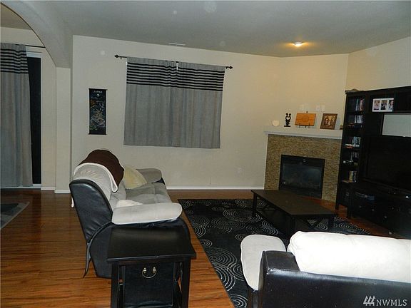 5th image of 8515 198th St E