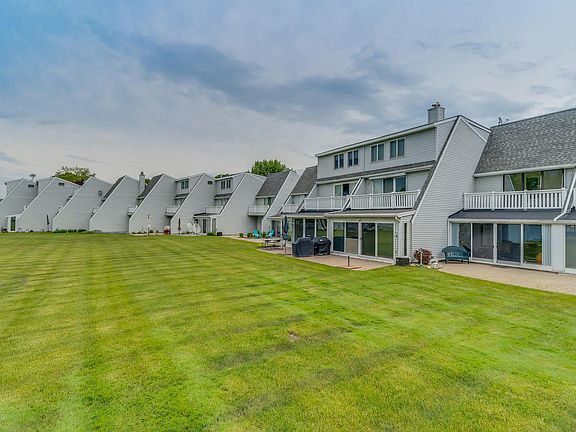 2nd image of 61606 Colony Bay Dr #13