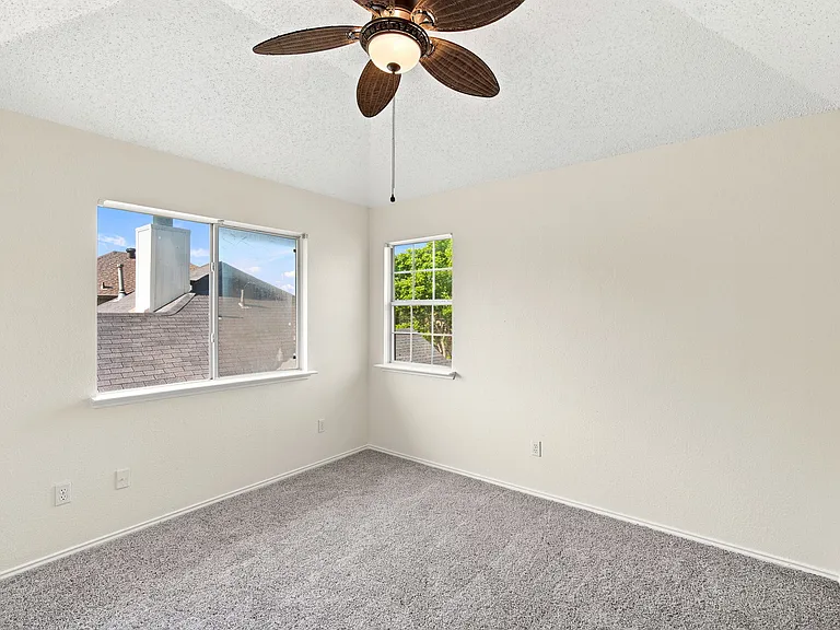 1813 Pendleton Rd — Photo 20