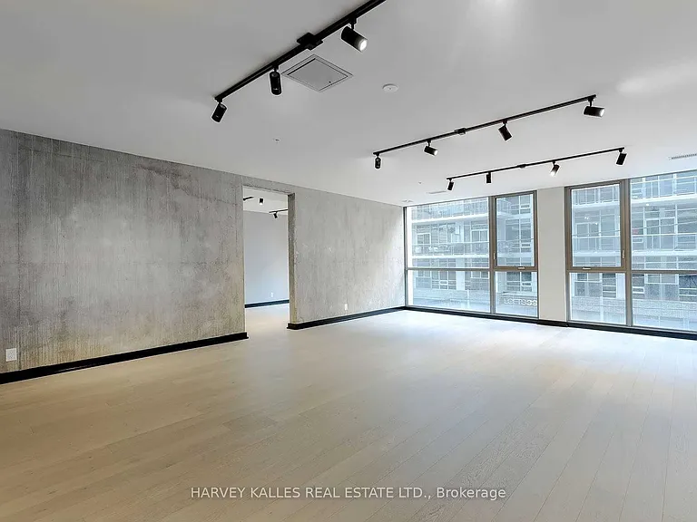 39 Brant St #717 — Photo 9