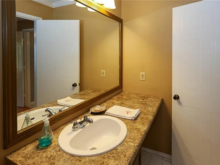 402 Olde Mill Ln — Photo 11