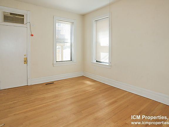 2nd image of 3521 N Wilton Ave #3525W-1R