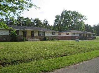 519 Farber Dr, Adamsville, TN 38310