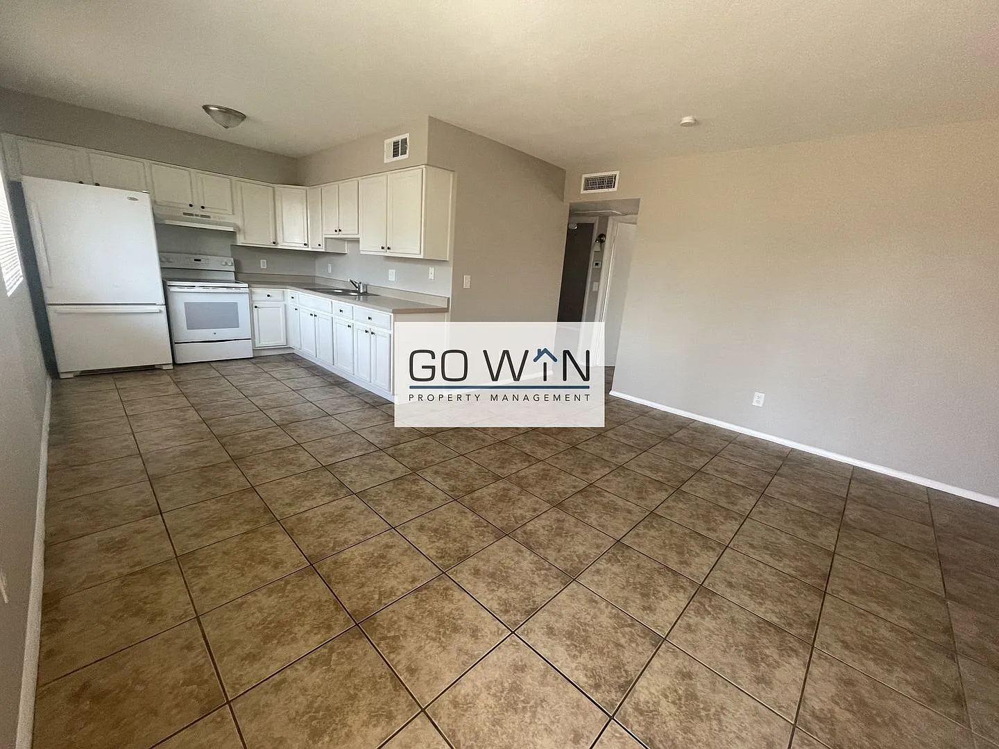 1050 N July Circle — Photo 1