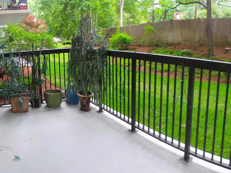 101 Monmouth St #214 — Photo 11