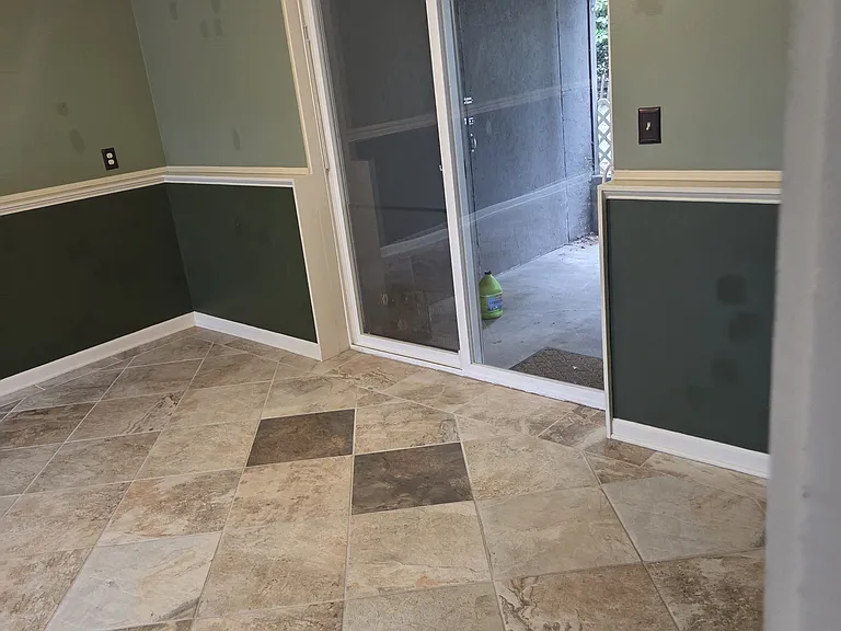 Family Room Entry