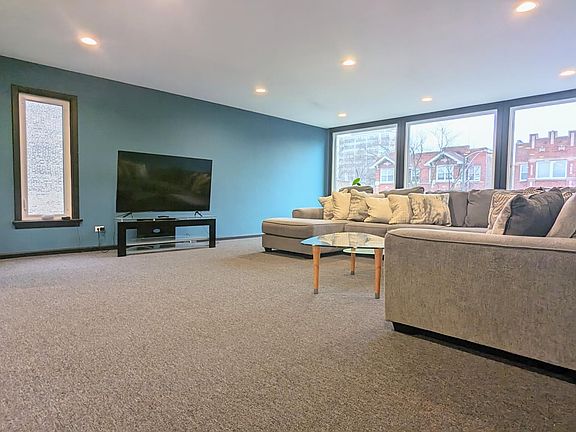 3rd image of 6032 S Michigan Ave #2