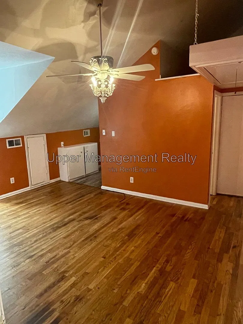1 bed, 1.0 bath, 491 sqft, $1,195 — Photo 2