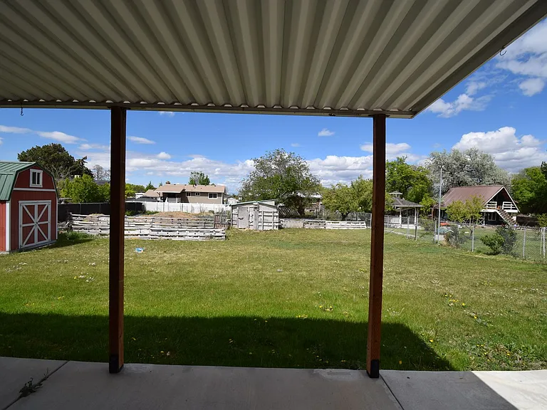 3638 W Jasmine St — Photo 36