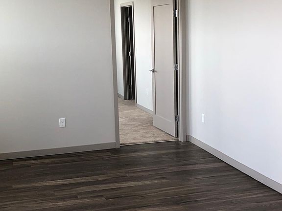 3rd image of 1225 E Cumberland Ave #1040