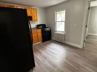 39 Currans Ln APT 2, Yonkers, NY 10701