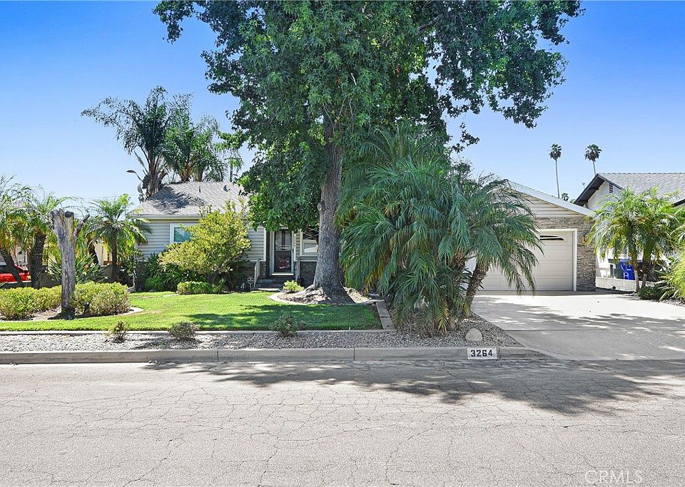 1st image of 3264 N Lugo Ave