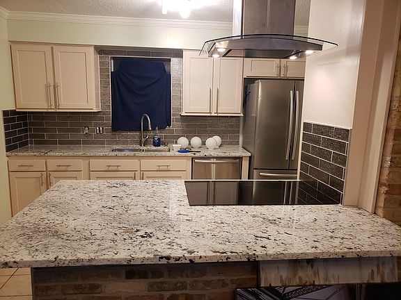 3rd image of 10603 Kirkside Dr