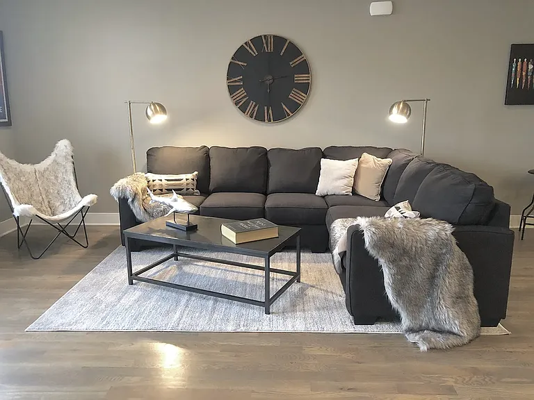 6223 California Ave — Photo 6