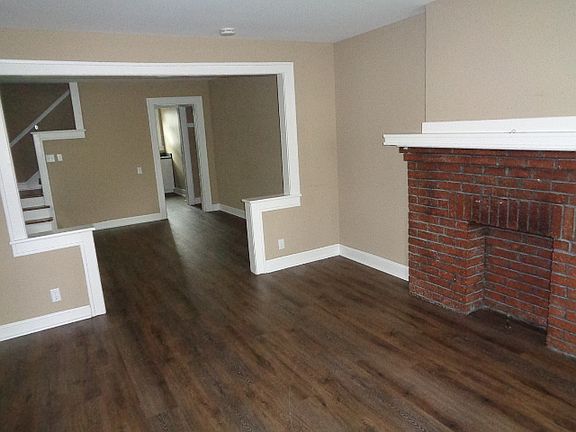 2nd image of 2617 Medary Ave