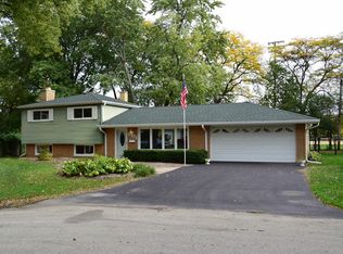 1235 Pam Anne Dr, Glenview, IL