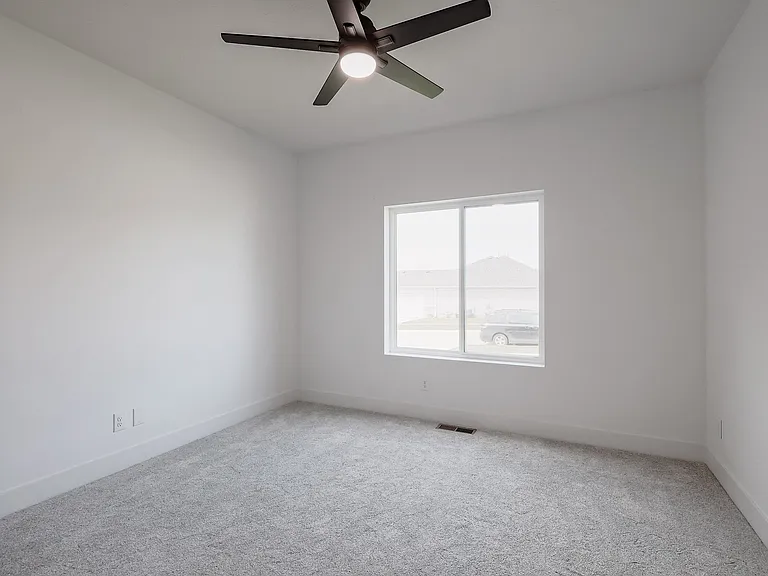 4917 Spire St — Photo 25