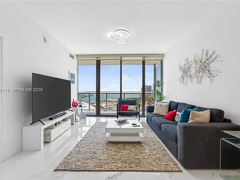 888 Biscayne Blvd #2404 — Photo 10