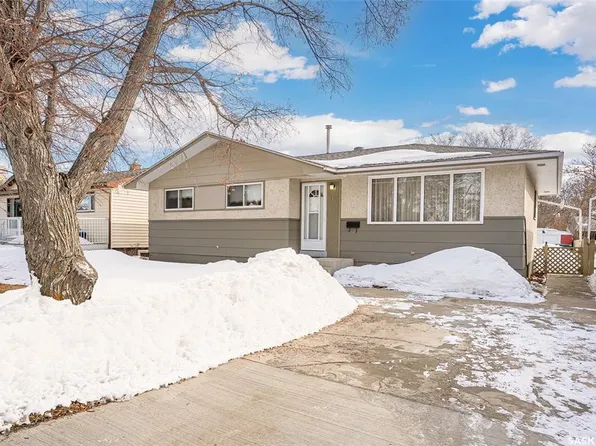 90 Bence CRESCENT, Saskatoon, SK S7L 4J1