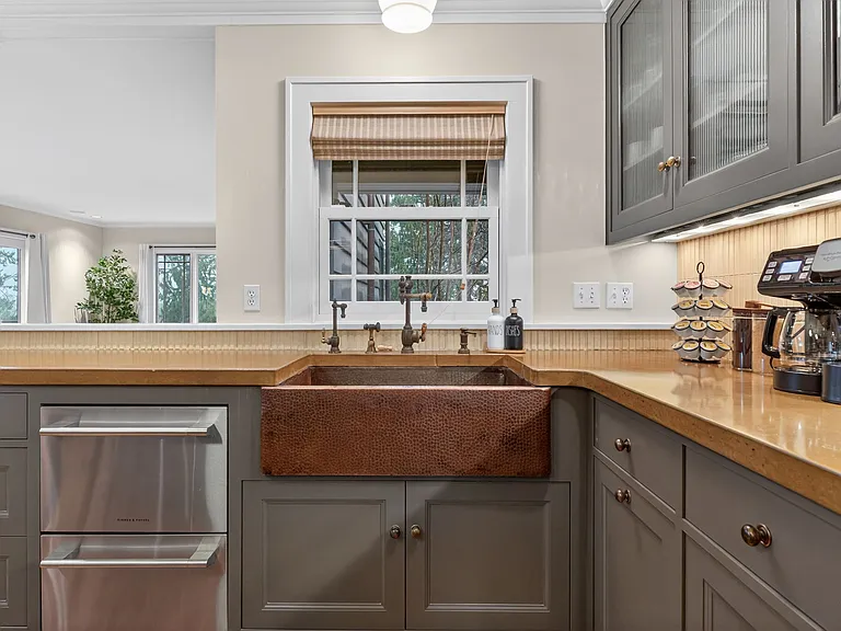 2028 NE Alameda Dr — Photo 19