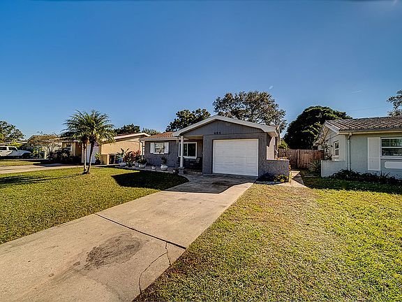4th image of 604 45th Ave N