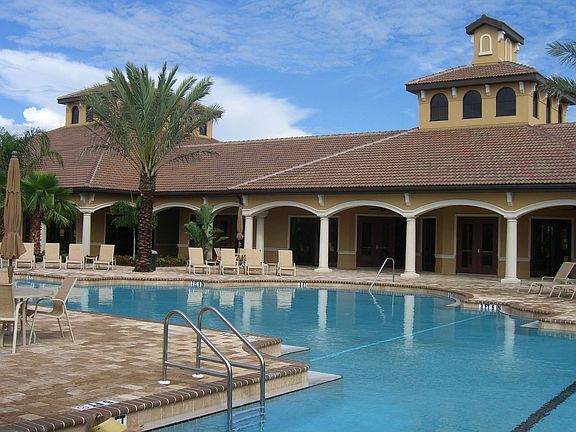 Clubhouse Pool