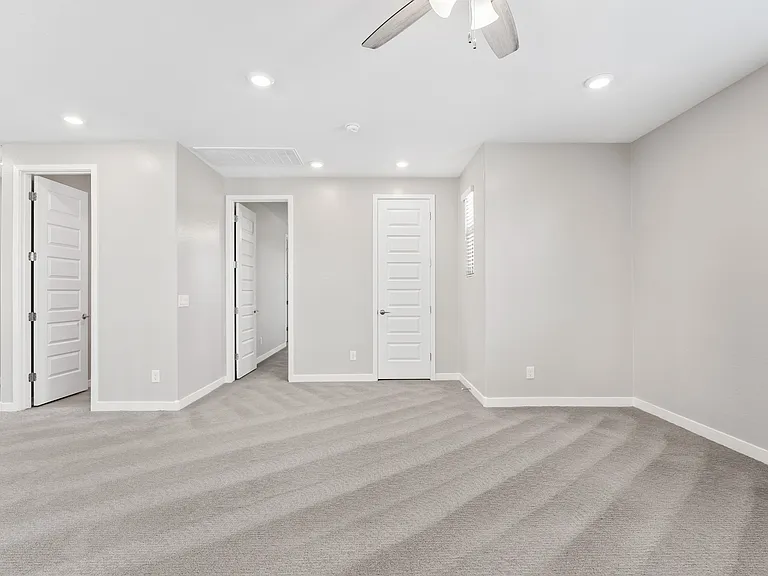 1154 E Thompson Way — Photo 20
