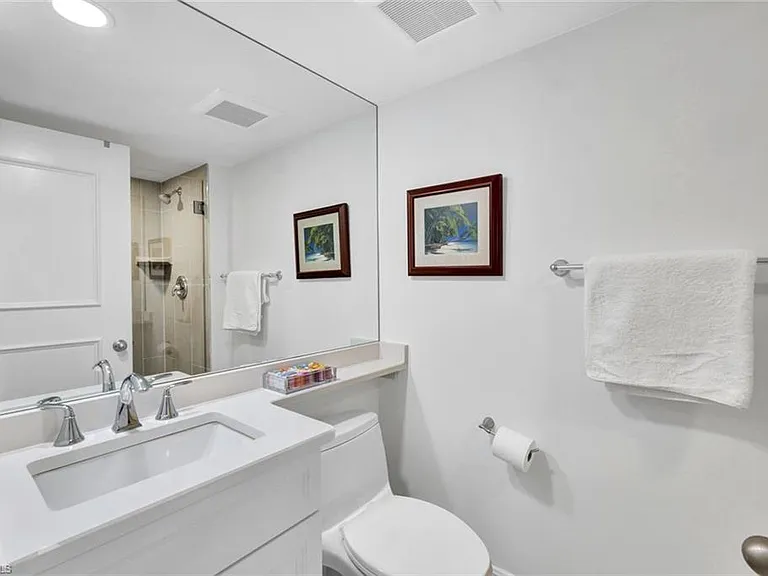 4041 Gulf Shore Blvd N #907 — Photo 23