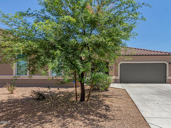 4th image of 37955 W MONTSERRAT Street