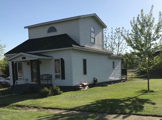 517 N Bolls St, Blue Mound, IL 62513