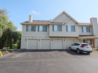 607 Fox Ridge Dr, Fox Lake, IL 60020