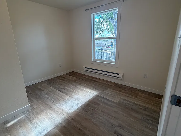 1141 S Nebraska Ave — Photo 11