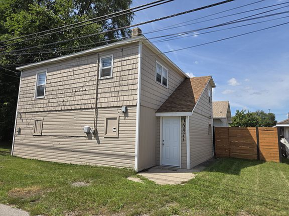 3rd image of 6811 Alabama Ave #R
